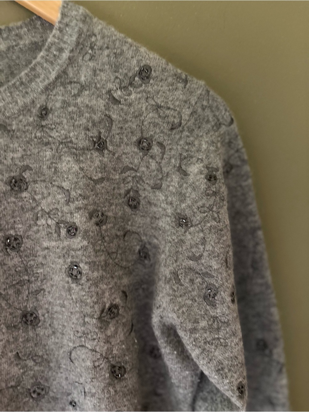 Two Piece Classiques Entier Embellished Lambswool Tank & Cardigan Sweater Sz L - Picture 7 of 14